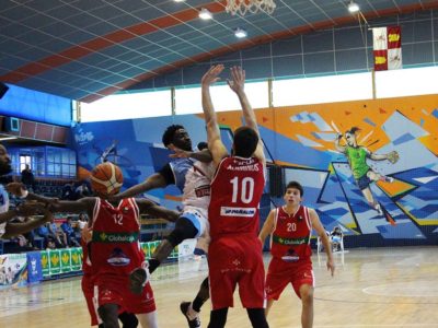 El CB Villarrobledo no cede en Zamora