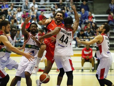 Ajustada derrota del CBV en la pista de Basket Navarra